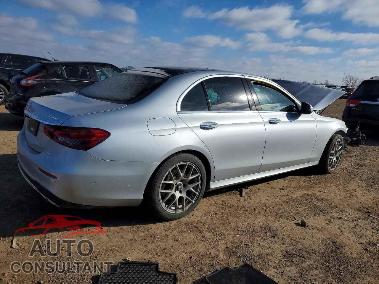MERCEDES-BENZ E-CLASS 2021 - W1KZF8EB3MA879448