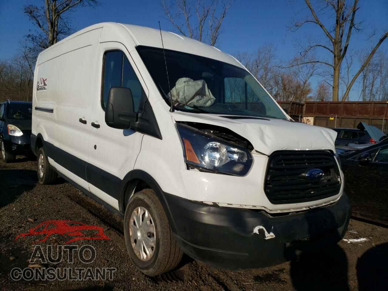 FORD TRANSIT 2019 - 1FTYR2CM8KKA87382