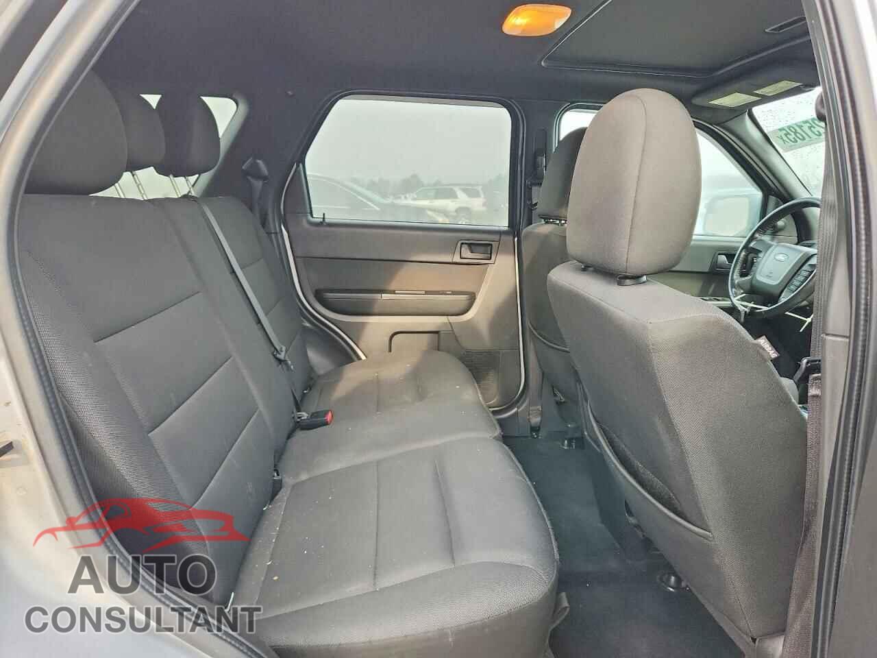 FORD ESCAPE 2011 - 1FMCU9DG3BKC59341