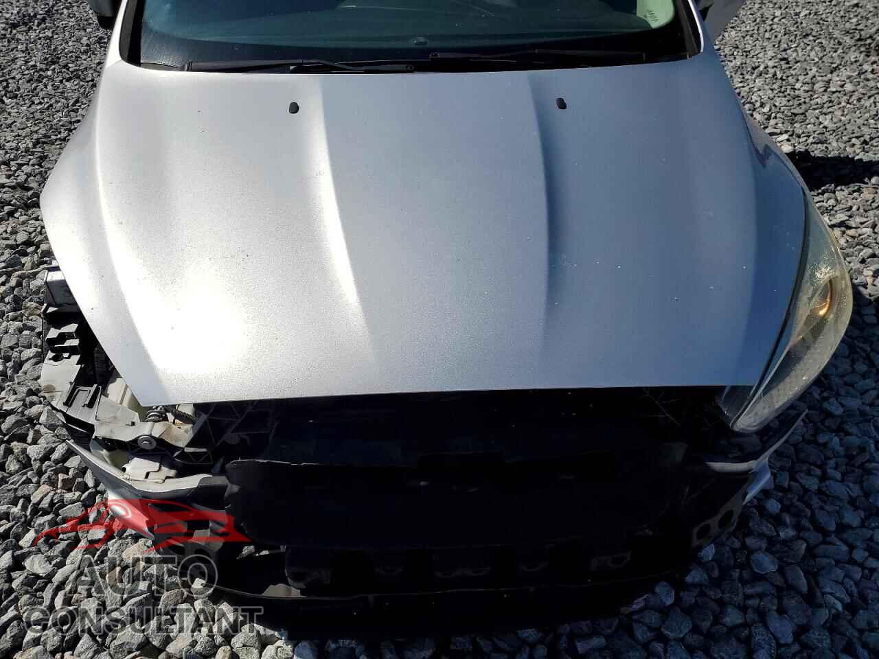 FORD FOCUS 2018 - 1FADP3K26JL319664