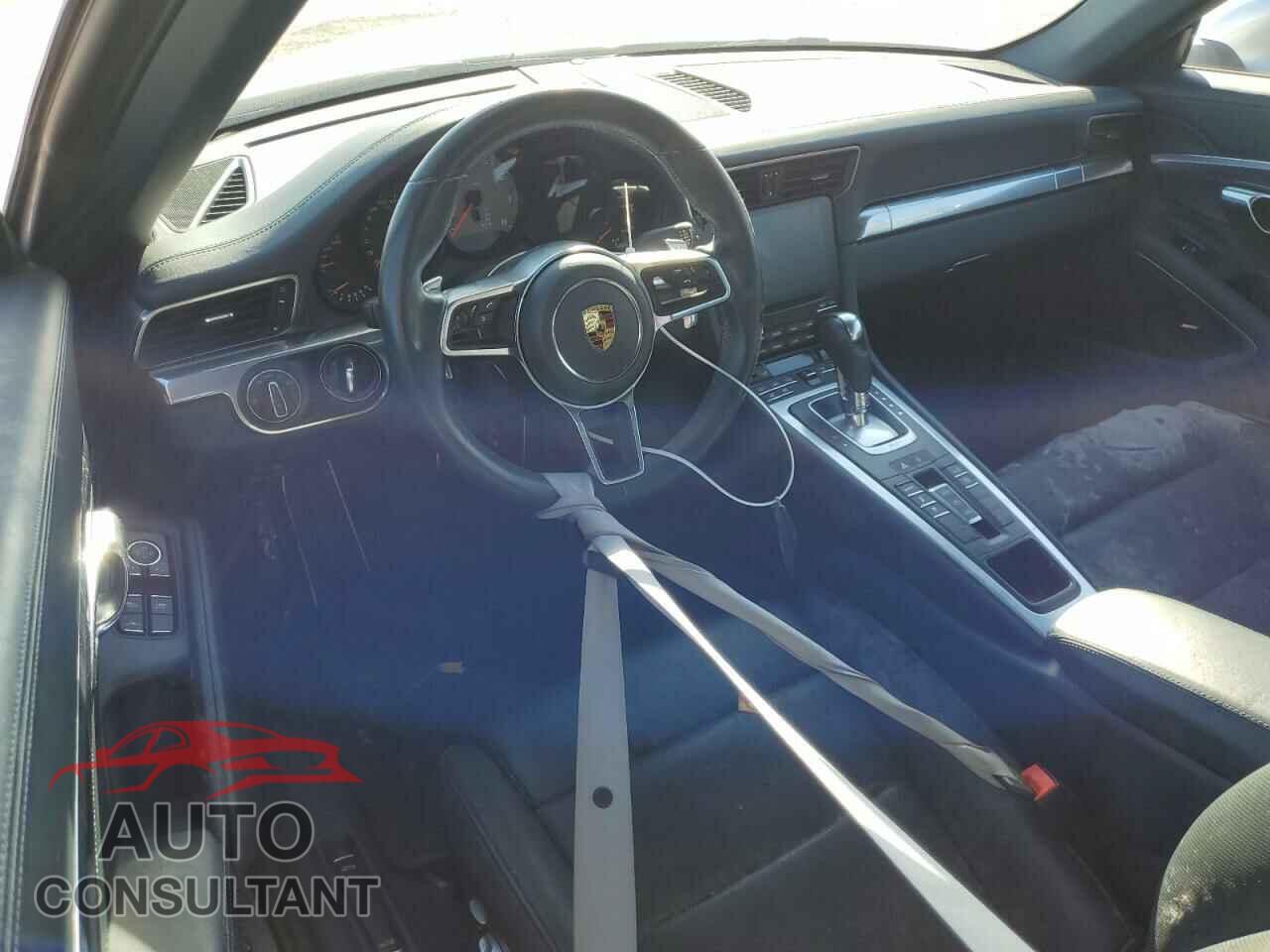 PORSCHE 911 2017 - WP0CB2A95HS154123