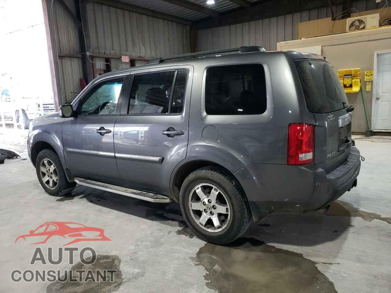 HONDA PILOT 2011 - 5FNYF4H92BB064248