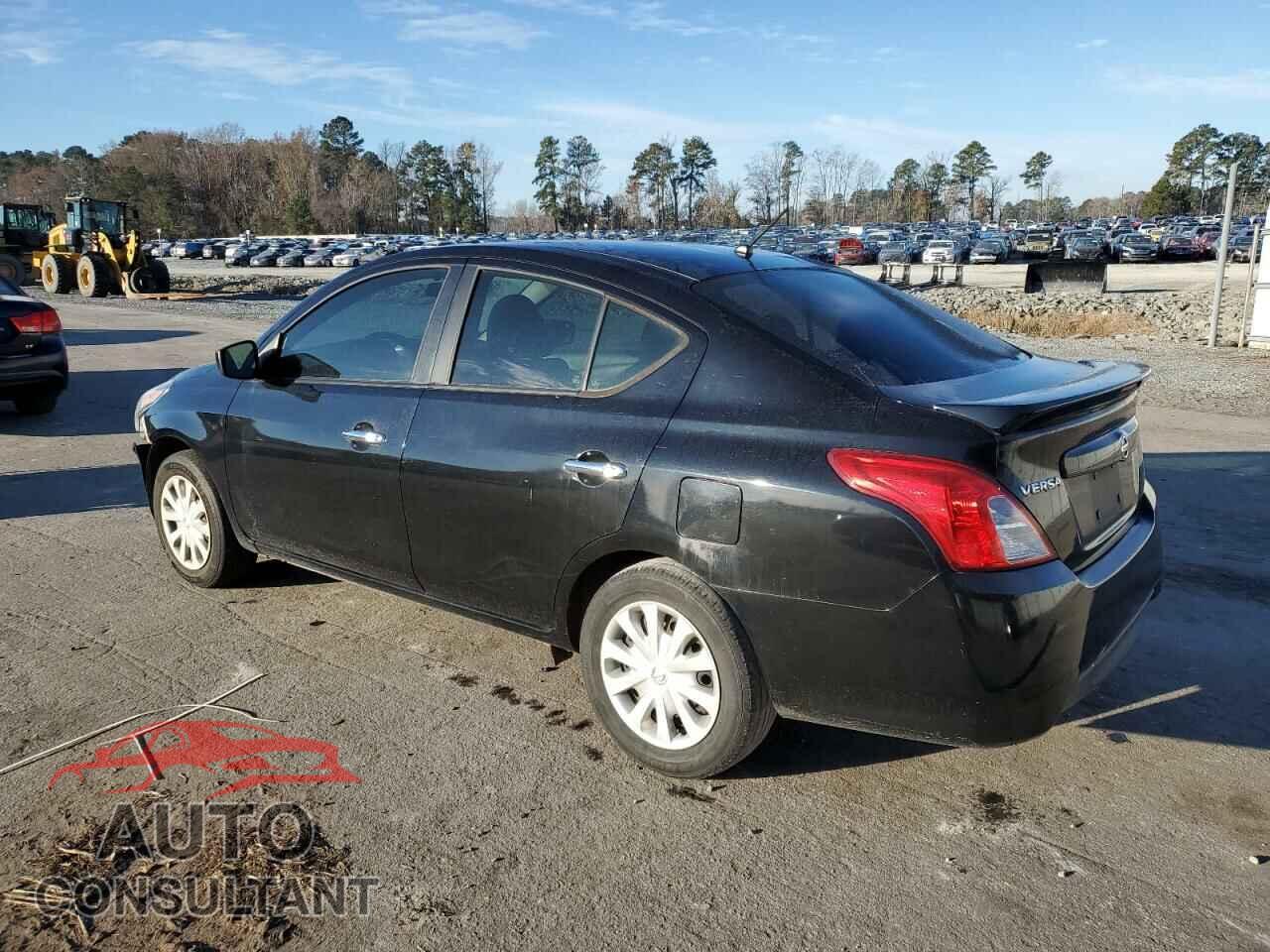 NISSAN VERSA 2017 - 3N1CN7AP8HL813882