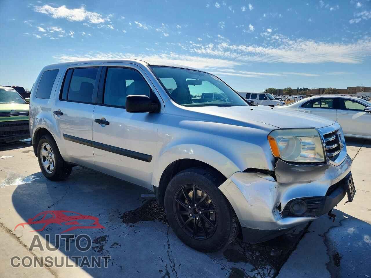 HONDA PILOT 2013 - 5FNYF4H21DB001034