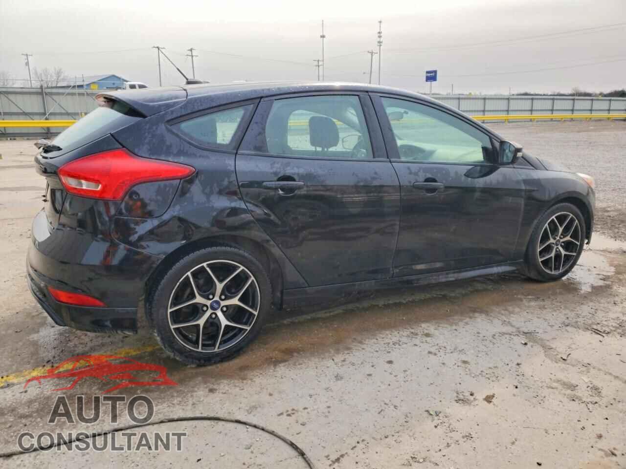 FORD FOCUS 2016 - 1FADP3K27GL403825