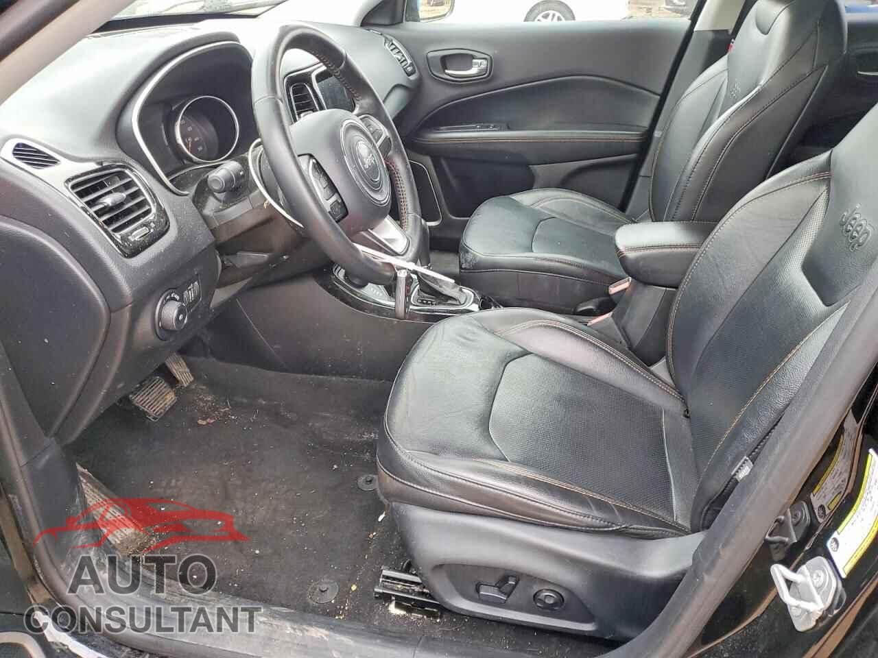 JEEP COMPASS 2018 - 3C4NJDCB0JT330863