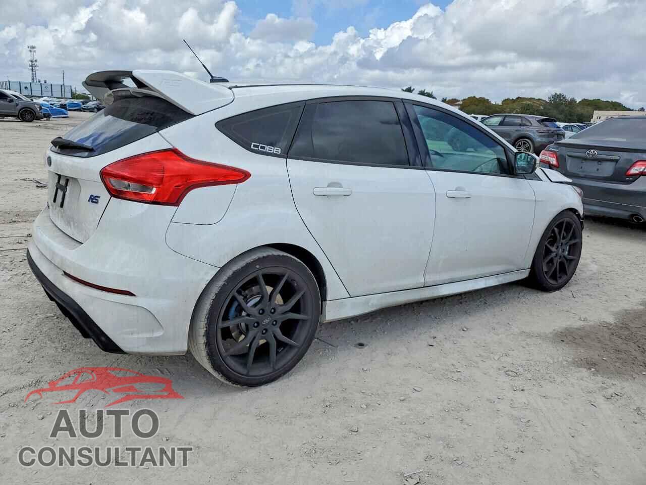 FORD FOCUS 2017 - WF0DP3TH0H4125176