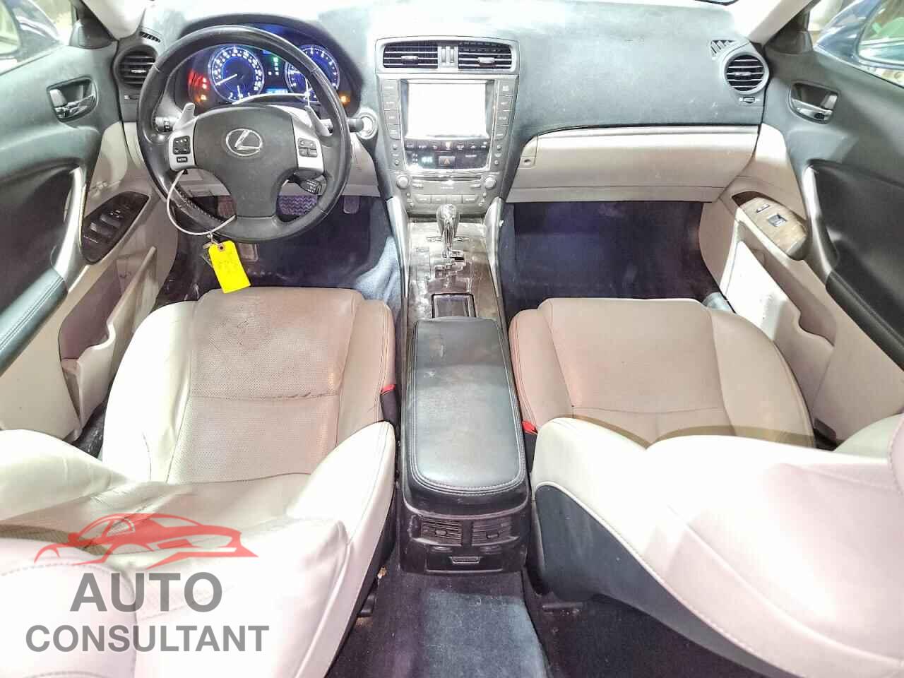 LEXUS IS 250 2011 - JTHCF5C26B5048502