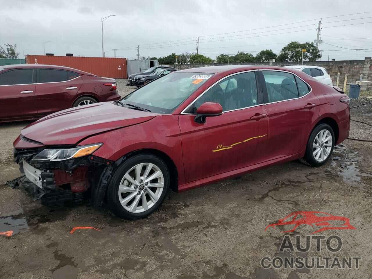 TOYOTA CAMRY 2022 - 4T1C11AK0NU645081
