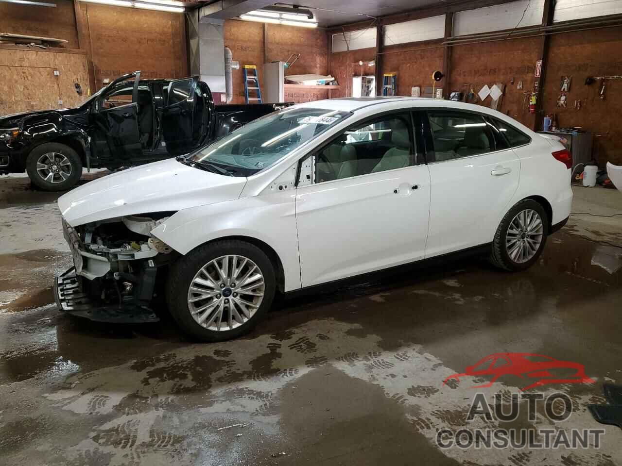 FORD FOCUS 2018 - 1FADP3J26JL281158