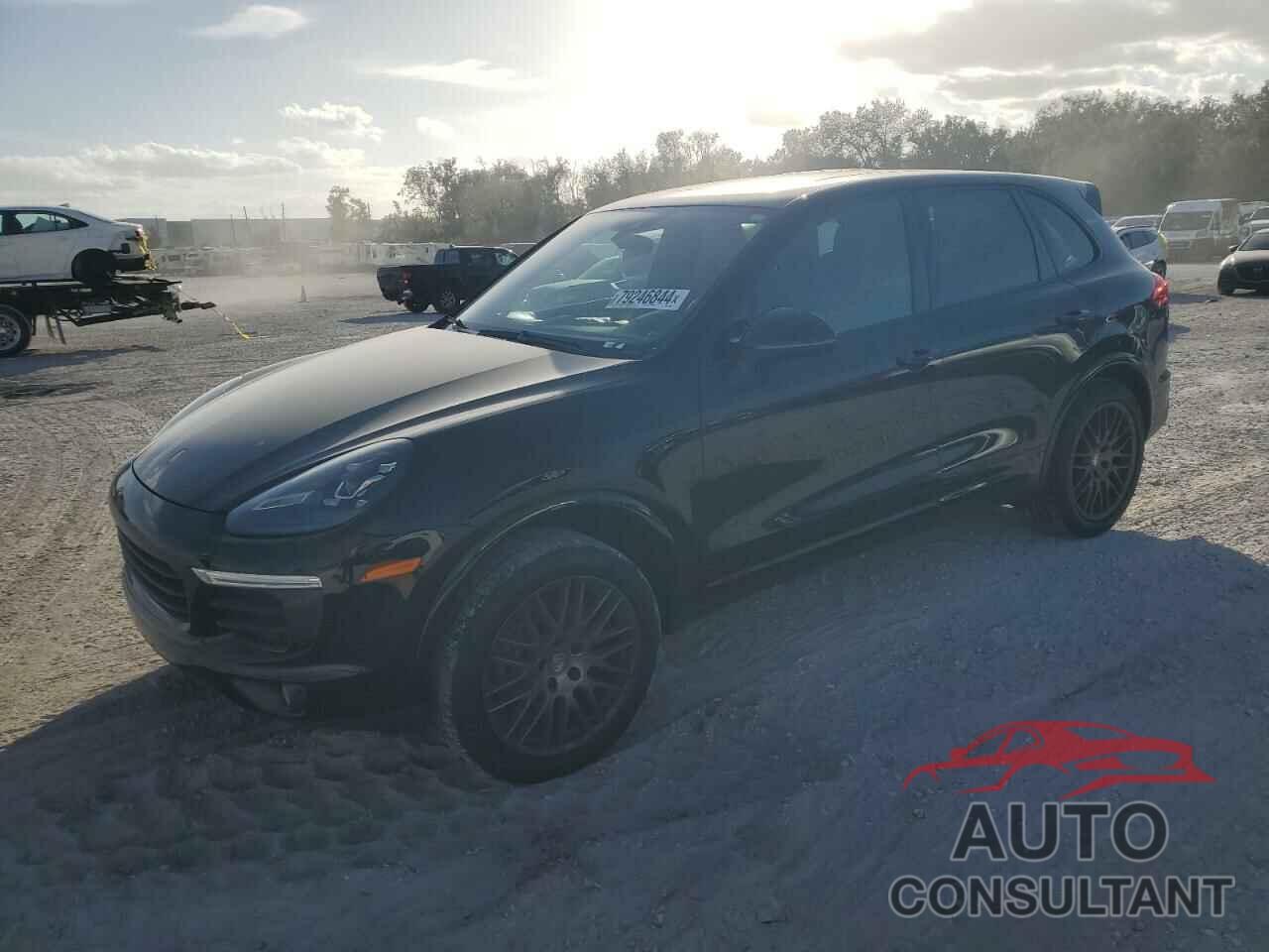 PORSCHE CAYENNE 2017 - WP1AA2A24HKA80530