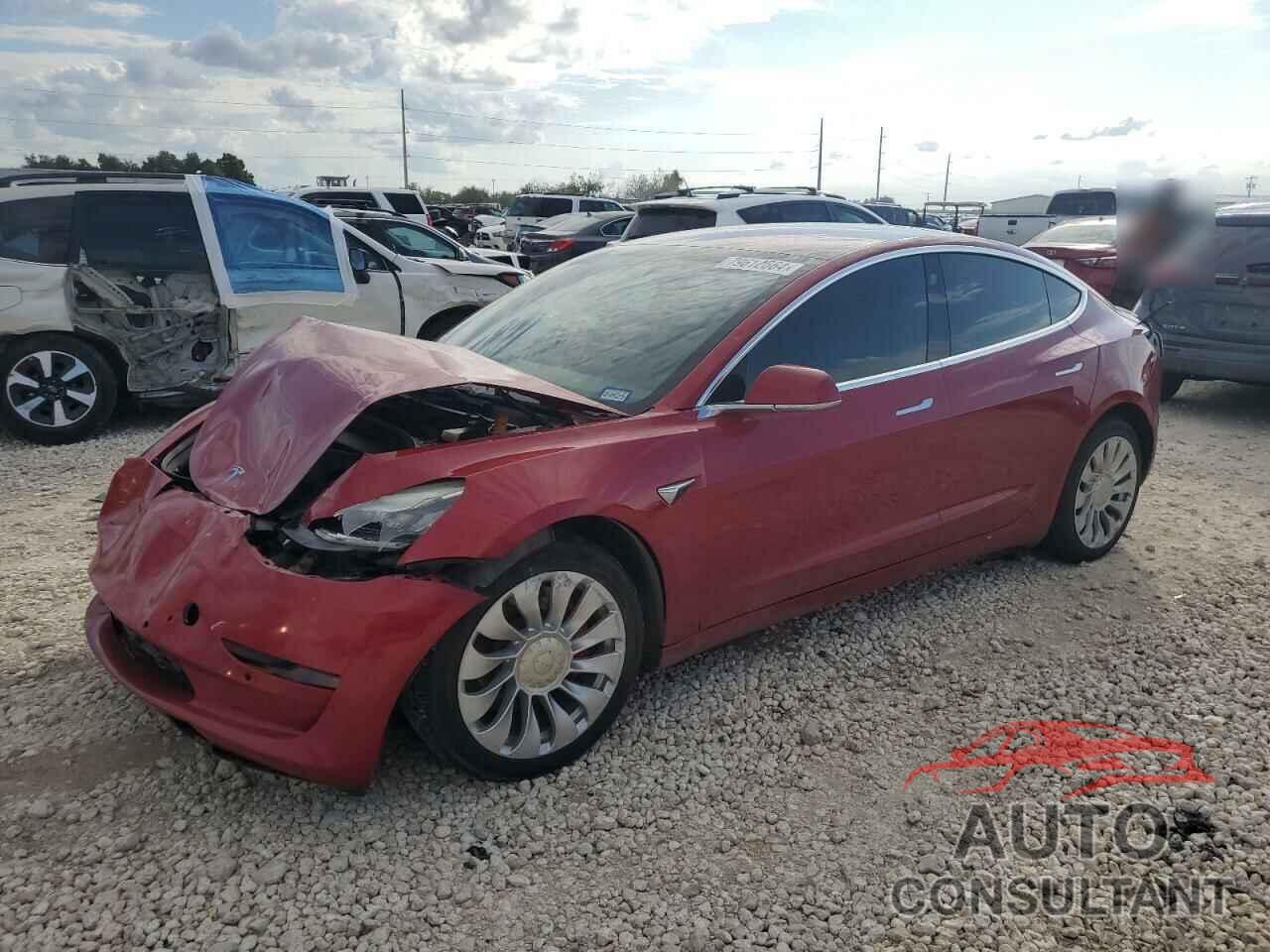 TESLA MODEL 3 2018 - 5YJ3E1EB7JF083752