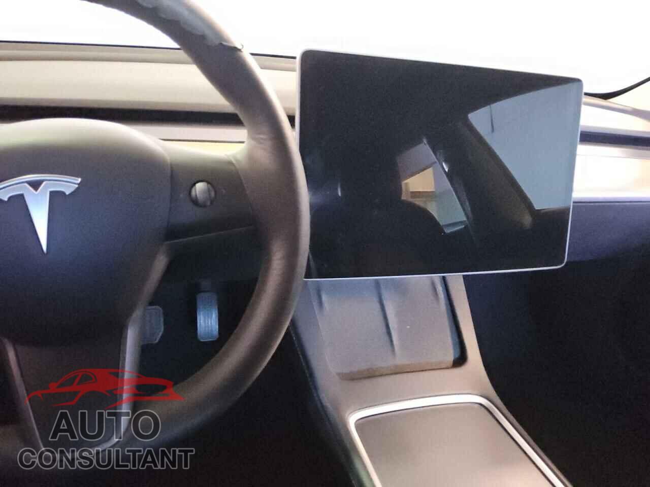 TESLA MODEL 3 2022 - 5YJ3E1EA6NF287794