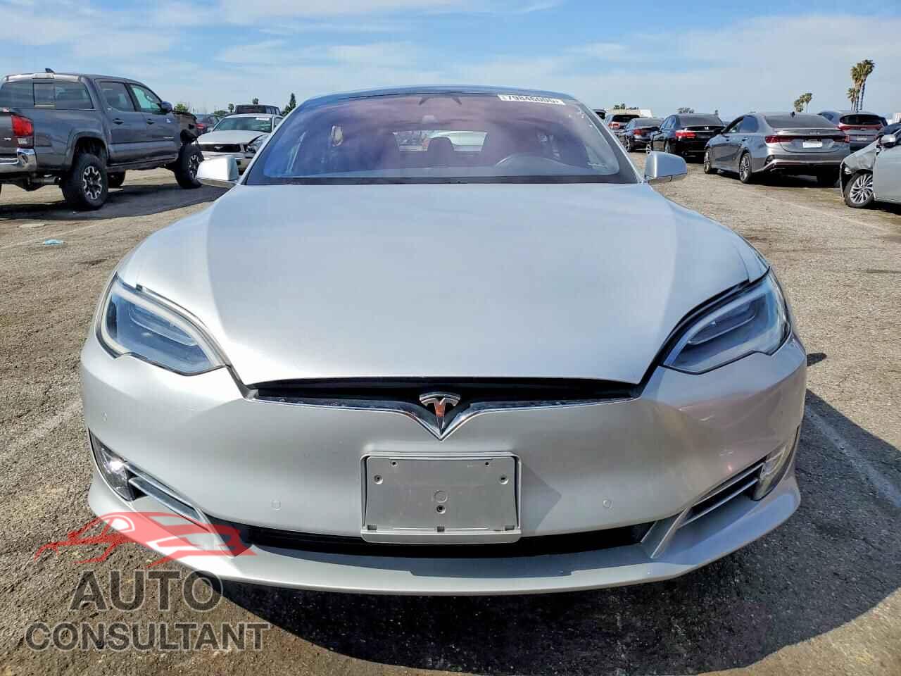 TESLA MODEL S 2017 - 5YJSA1E20HF202632