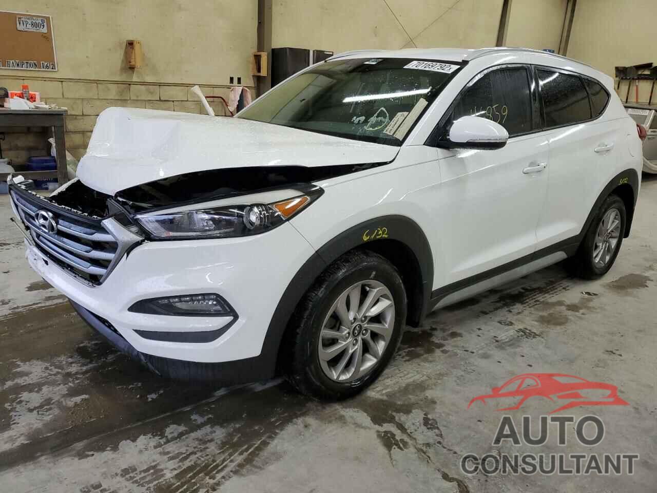 HYUNDAI TUCSON 2018 - KM8J33A45JU632903