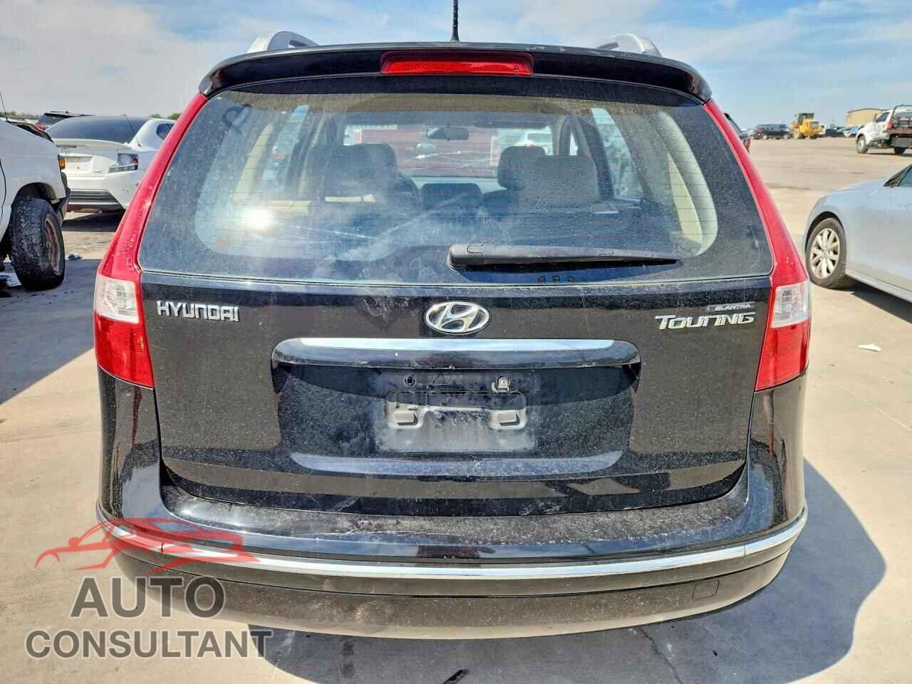 HYUNDAI ELANTRA 2012 - KMHDC8AE9CU143152