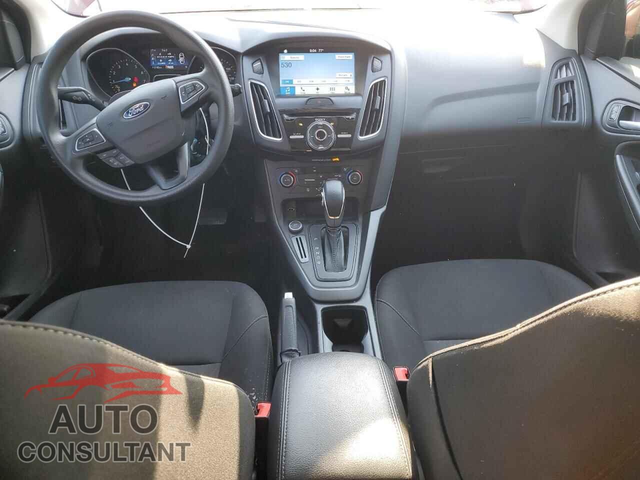 FORD FOCUS 2017 - 1FADP3M29HL246264