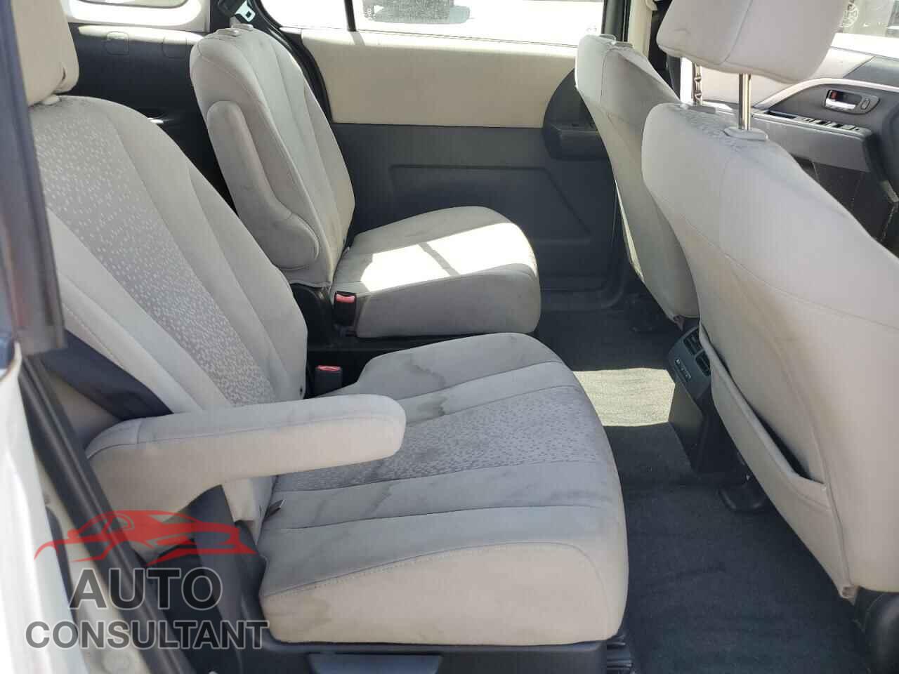 MAZDA 5 2012 - JM1CW2BL7C0119408
