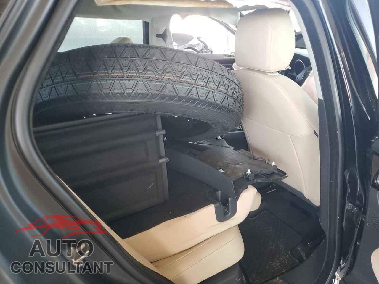 JAGUAR F-PACE 2018 - SADCJ2FX4JA248939