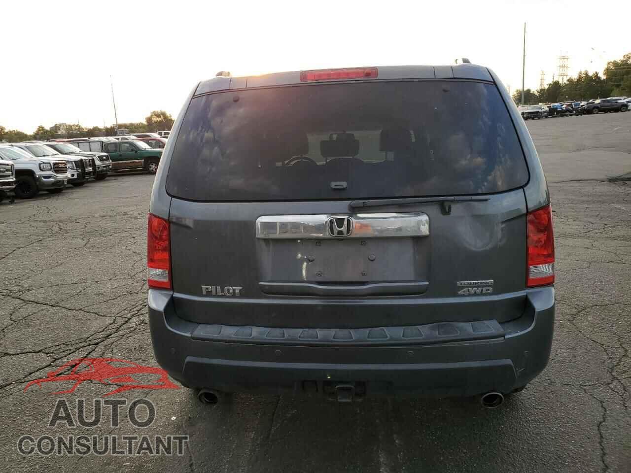 HONDA PILOT 2011 - 5FNYF4H91BB033217