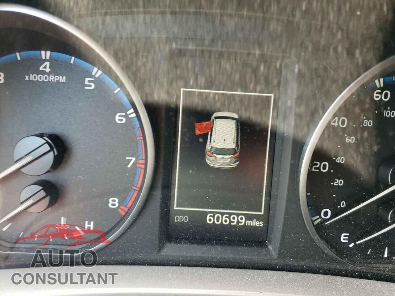 TOYOTA RAV4 2017 - JTMRFREV5HJ152182