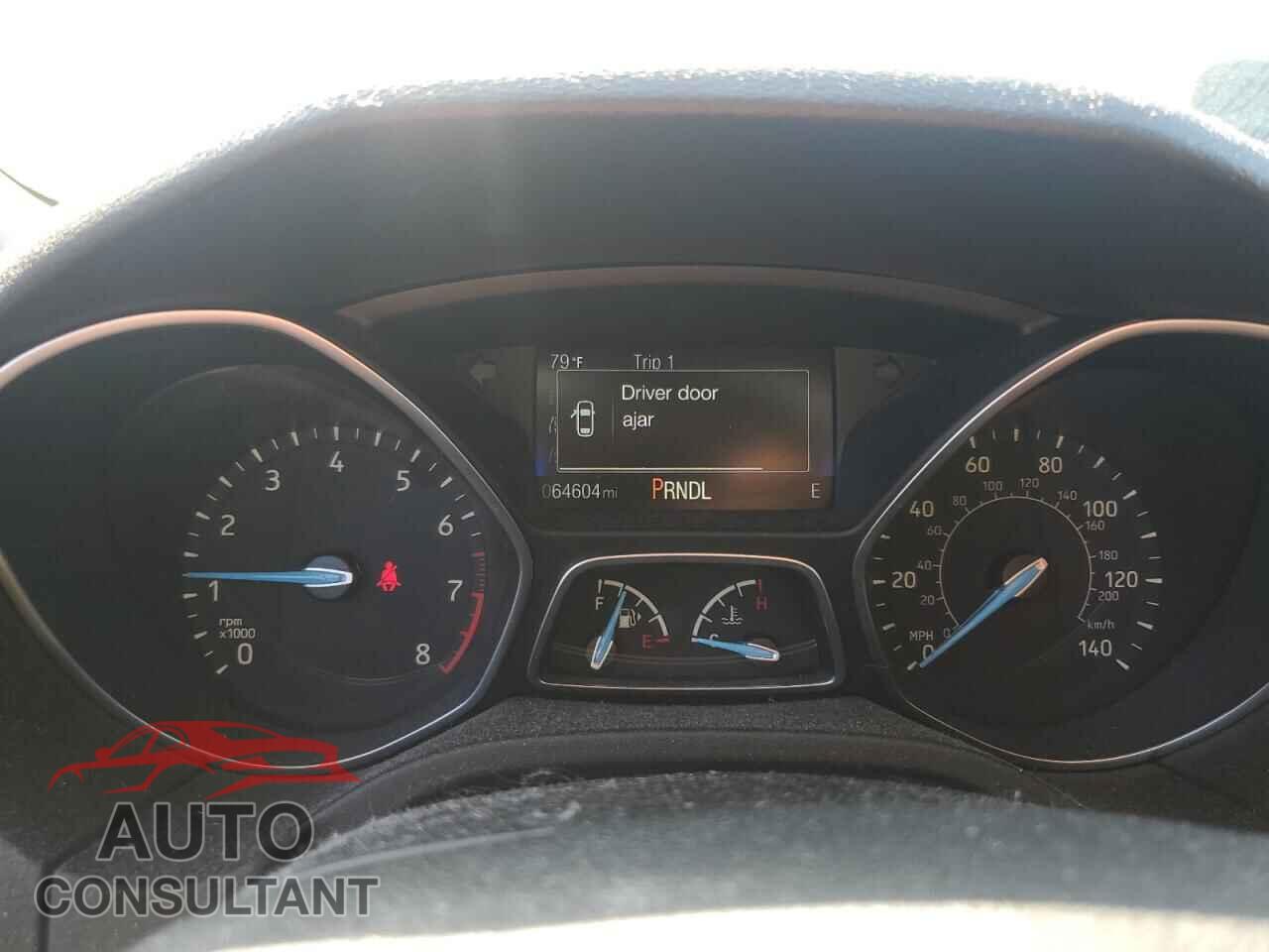 FORD FOCUS 2015 - 1FADP3F24FL352910