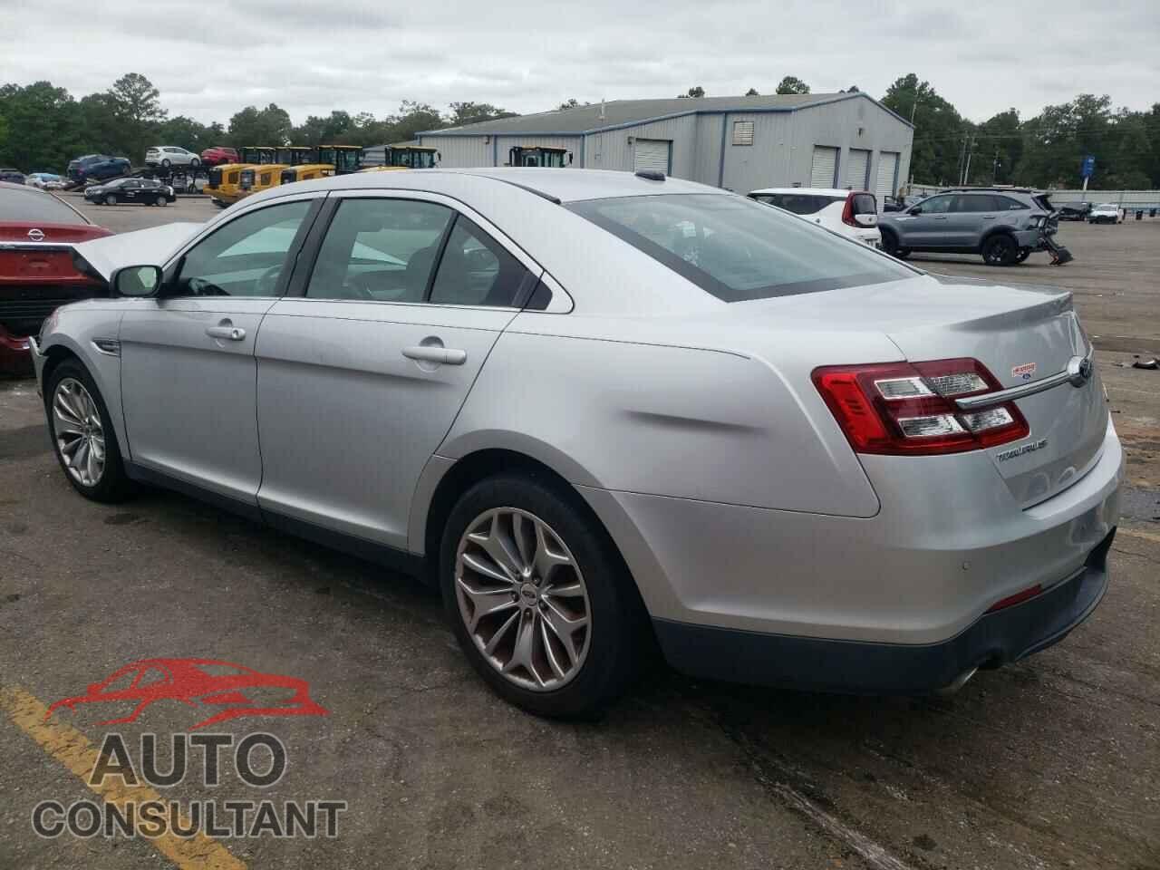 FORD TAURUS 2017 - 1FAHP2F86HG126198