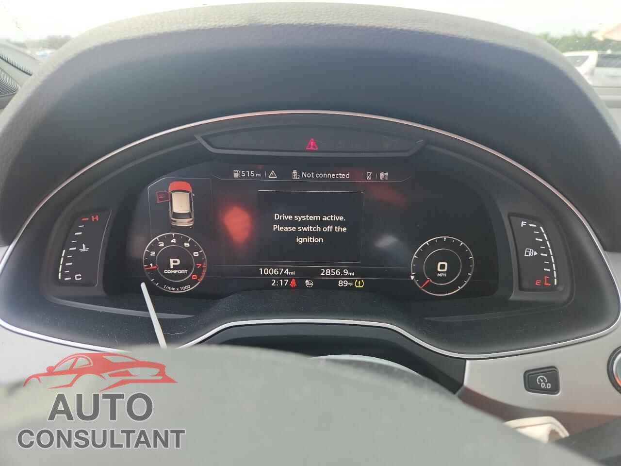 AUDI Q7 2019 - WA1LHAF70KD032128