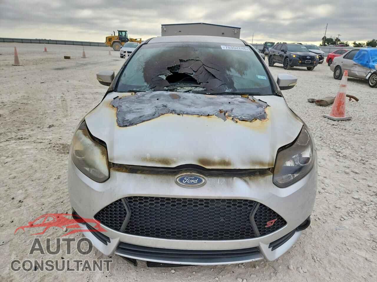 FORD FOCUS 2014 - 1FADP3L96EL168228
