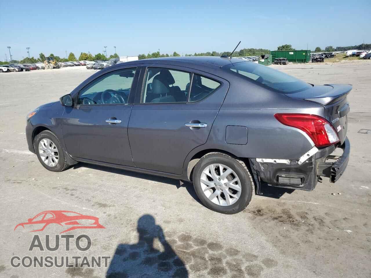 NISSAN VERSA 2017 - 3N1CN7AP3HL884326