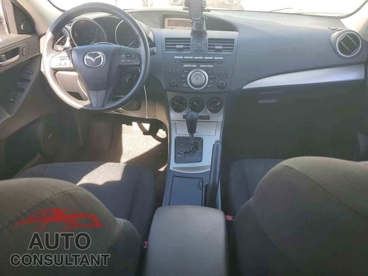 MAZDA 3 2011 - JM1BL1VF8B1486363