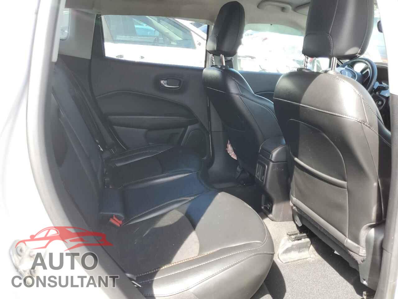 JEEP COMPASS 2020 - 3C4NJDBB0LT216575