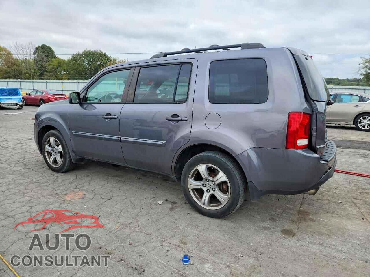 HONDA PILOT 2015 - 5FNYF4H42FB003699