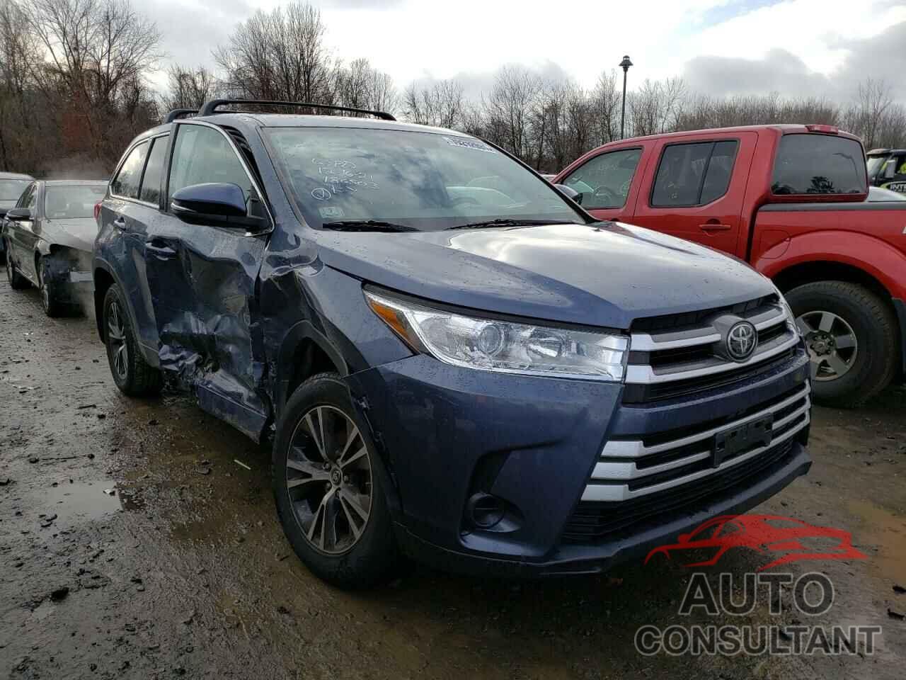 TOYOTA HIGHLANDER 2018 - 5TDBZRFH4JS828244