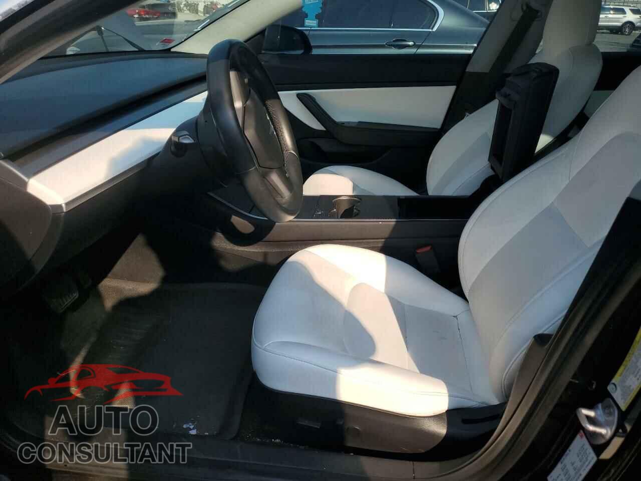 TESLA MODEL 3 2018 - 5YJ3E1EB1JF122786