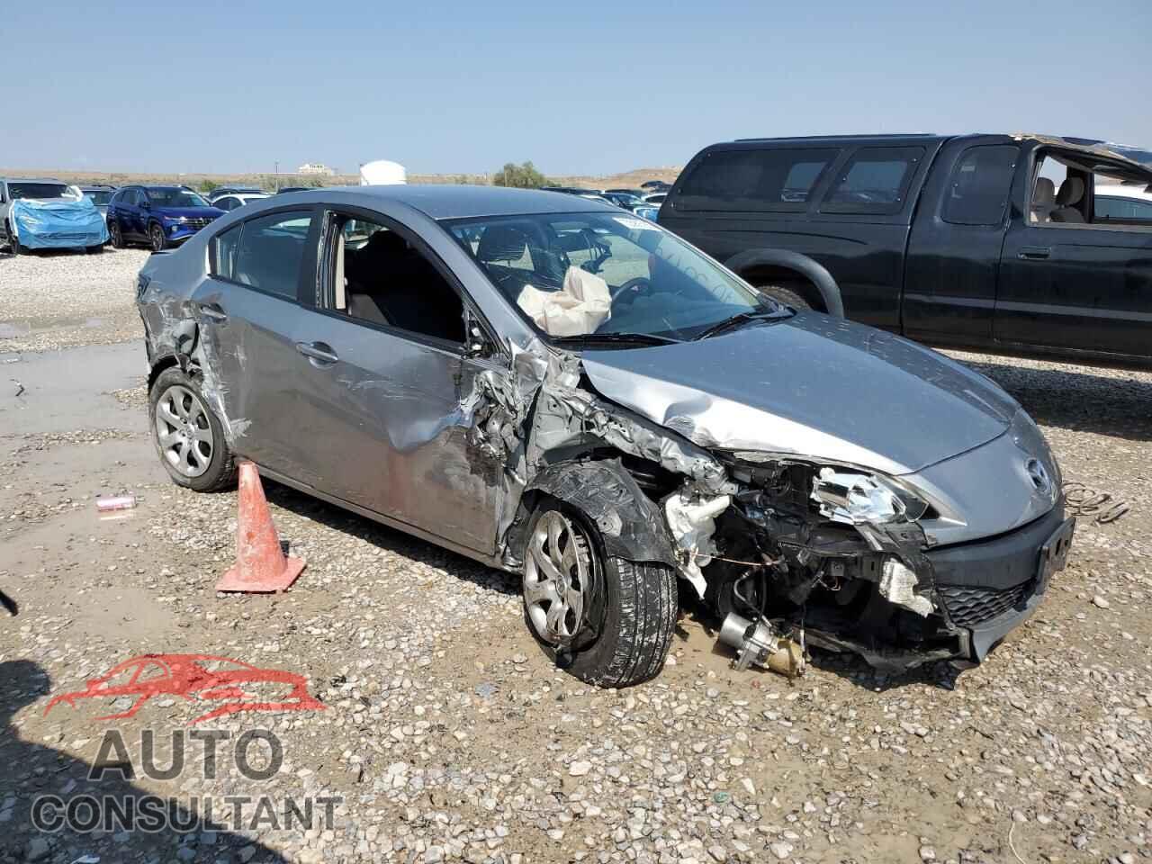 MAZDA 3 2012 - JM1BL1UG2C1532586