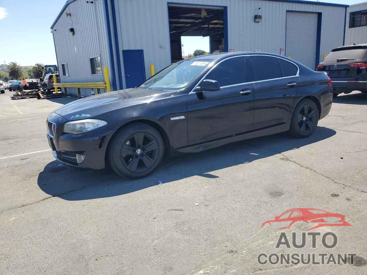 BMW 5 SERIES 2013 - WBAXG5C57DDY35569