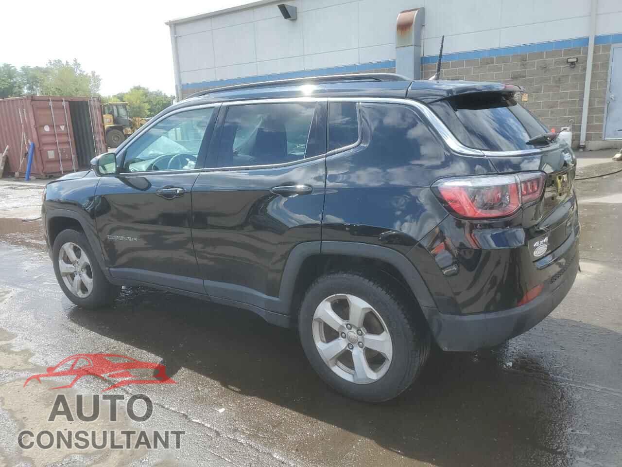 JEEP COMPASS 2018 - 3C4NJDBB0JT202141