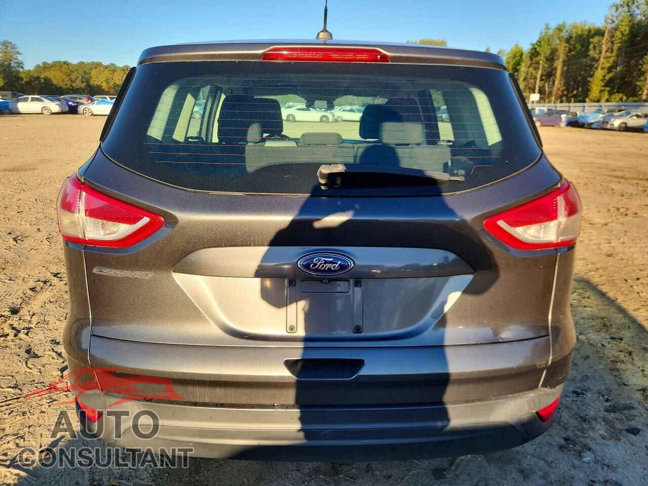 FORD ESCAPE 2015 - 1FMCU0F76FUC01792