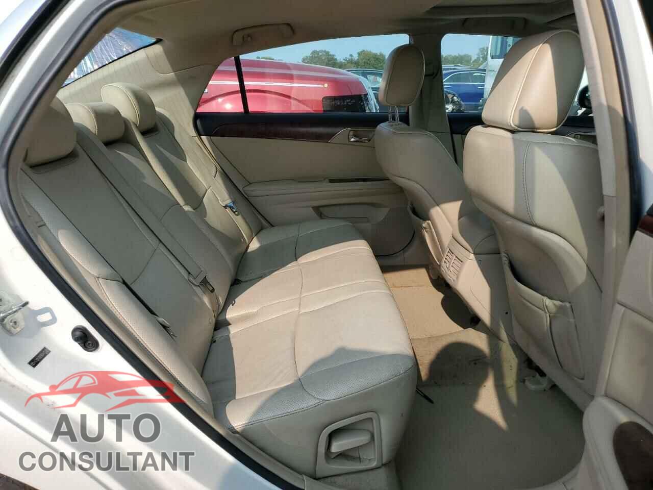 TOYOTA AVALON 2011 - 4T1BK3DB9BU415096
