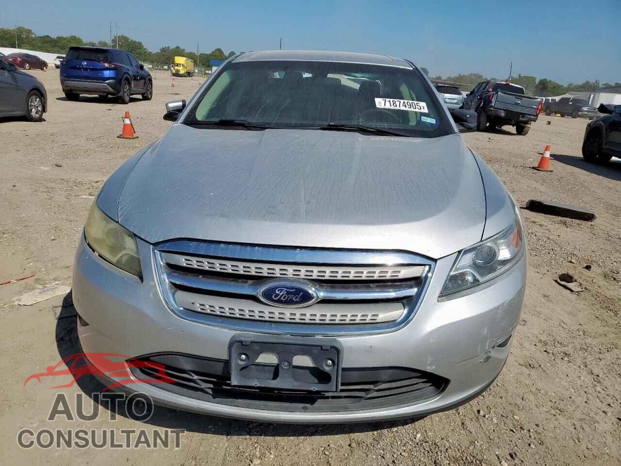 FORD TAURUS 2011 - 1FAHP2DW8BG172950