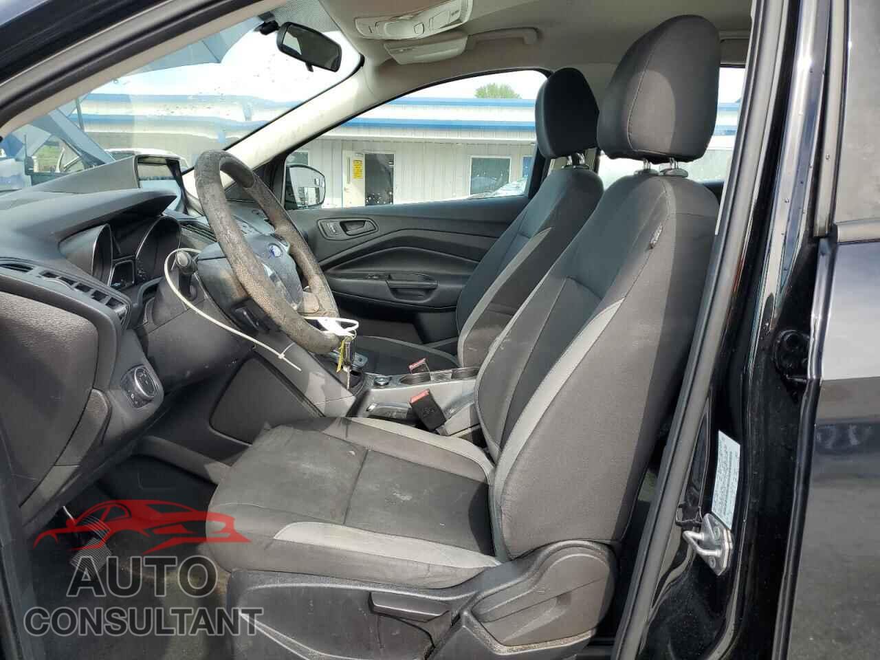 FORD ESCAPE 2016 - 1FMCU0F73GUB12005