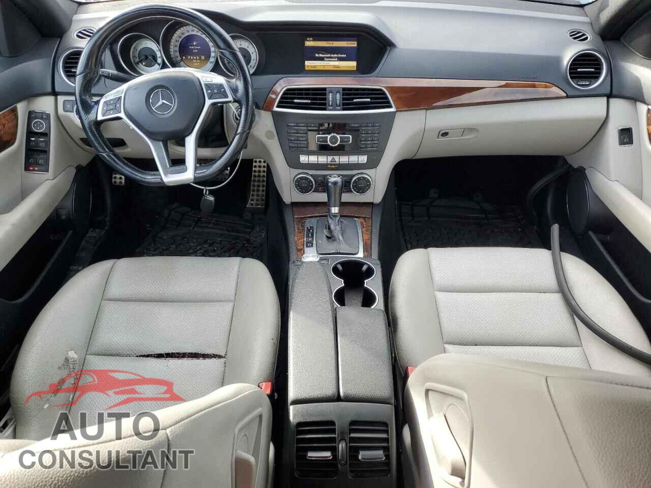 MERCEDES-BENZ C-CLASS 2012 - WDDGF8BB2CR226251