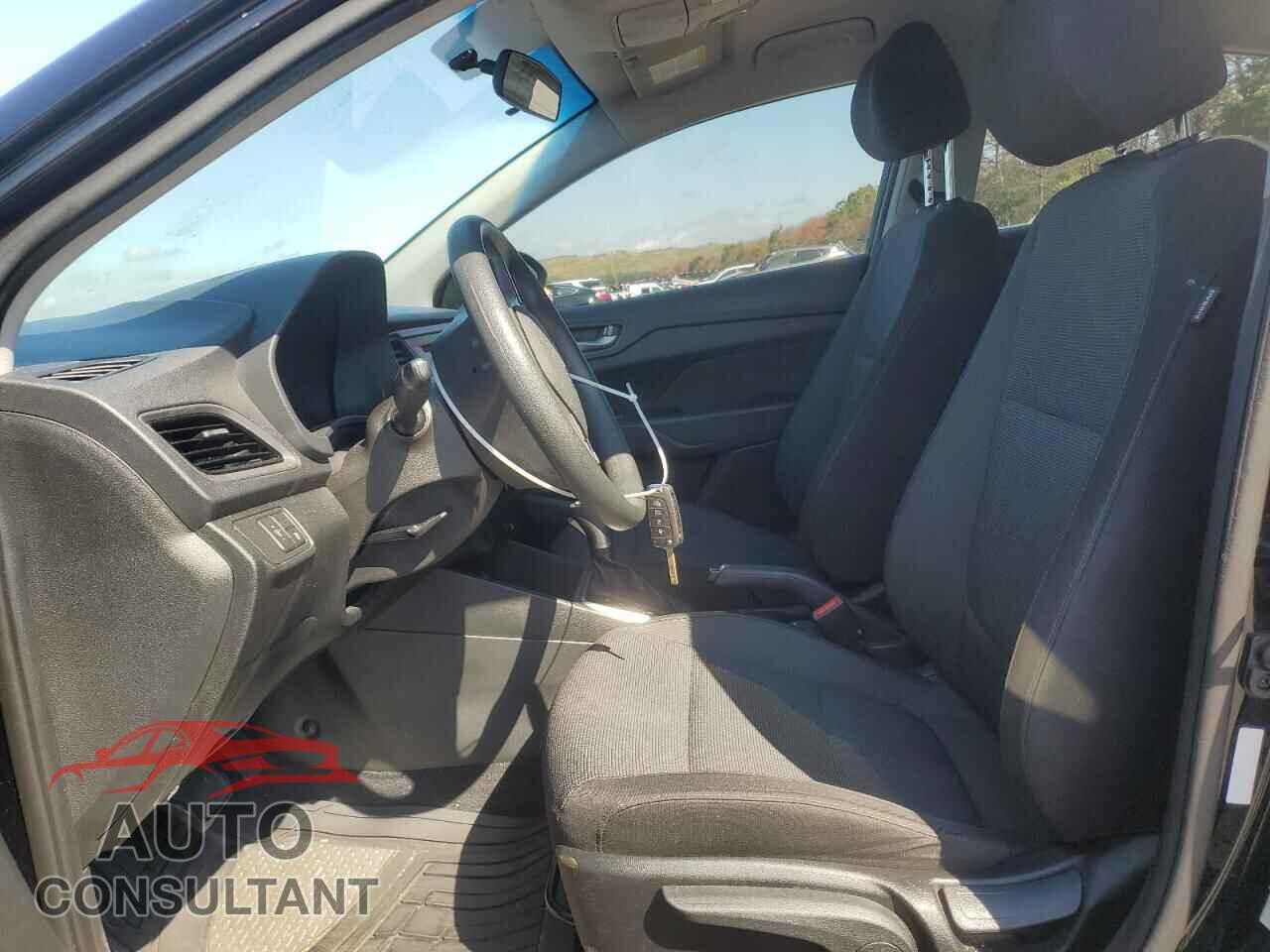 HYUNDAI ACCENT 2018 - 3KPC24A35JE021653