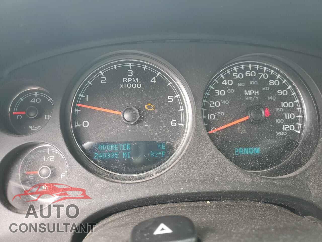 CHEVROLET TAHOE 2011 - 1GNSCBE04BR181730