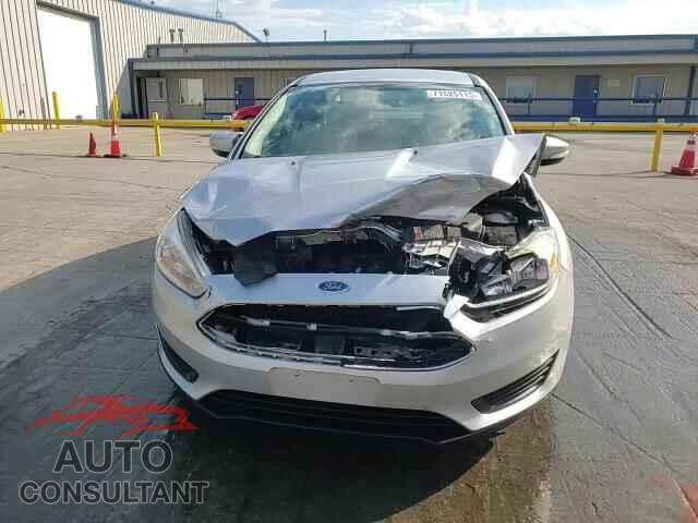 FORD FOCUS 2017 - 1FADP3F26HL309317
