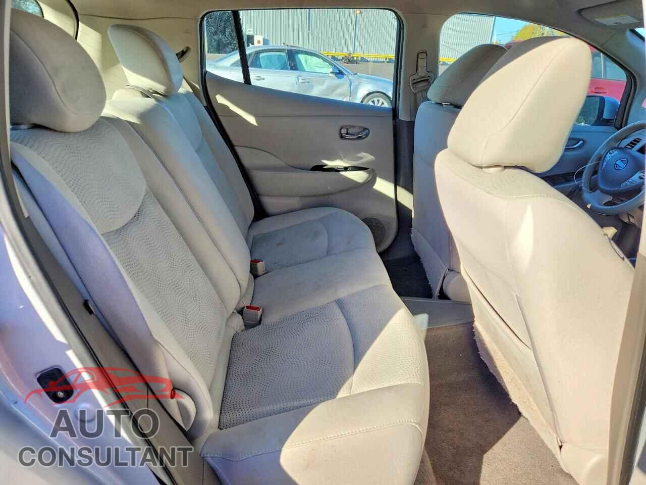 NISSAN LEAF 2013 - 1N4AZ0CP8DC402782