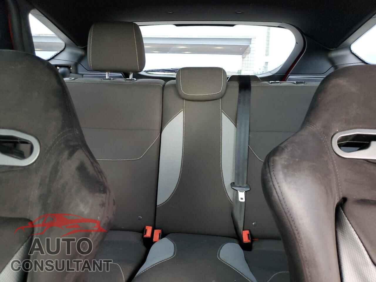 FORD FOCUS 2017 - 1FADP3L9XHL228077