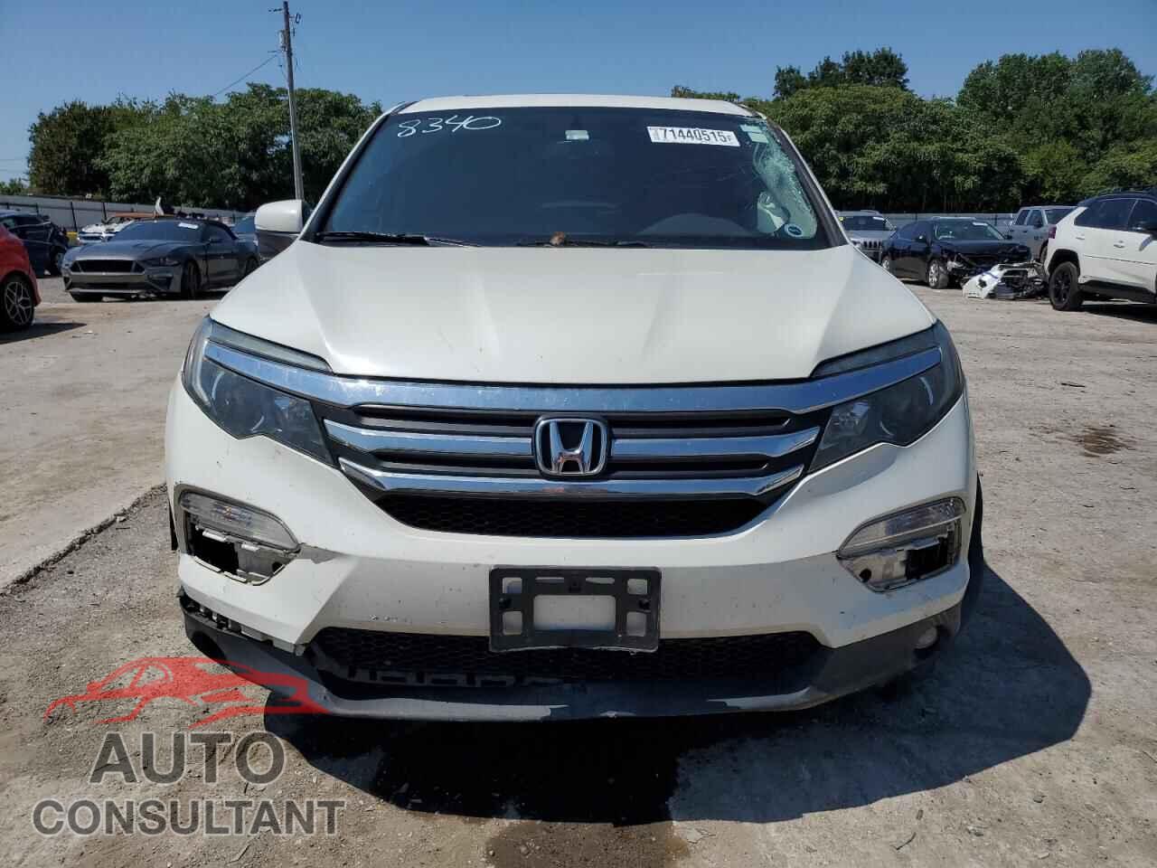 HONDA PILOT 2018 - 5FNYF5H56JB028340