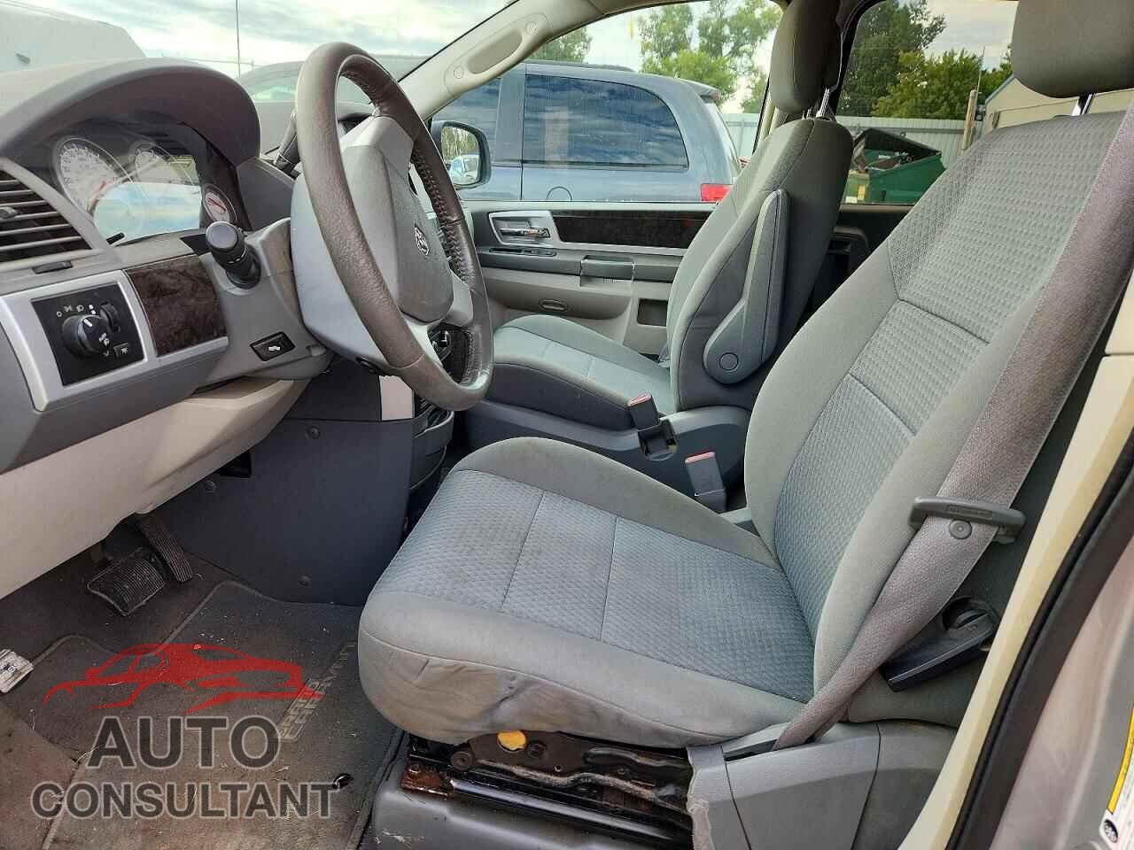 DODGE CARAVAN 2010 - 2D4RN5D19AR367157